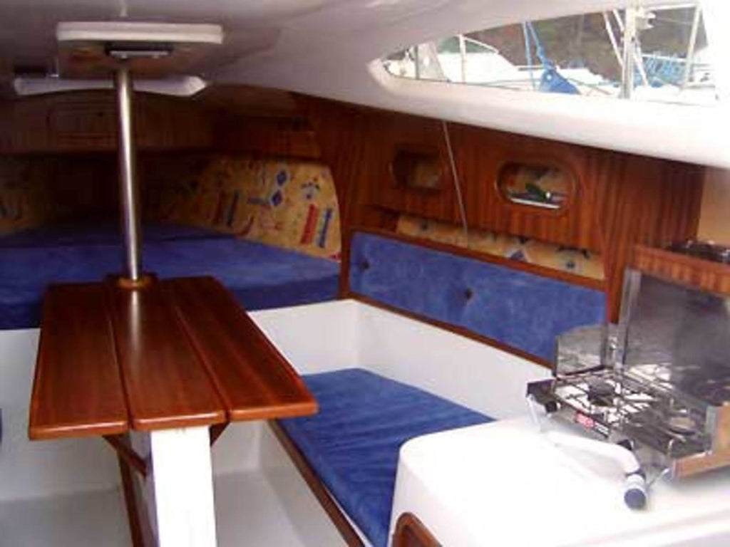 Jacht żaglowy Sportina 682